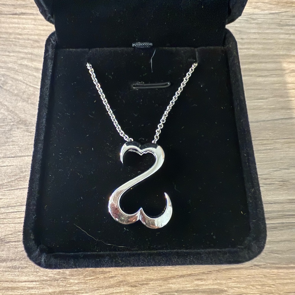 Stylish Silver Heart Necklace